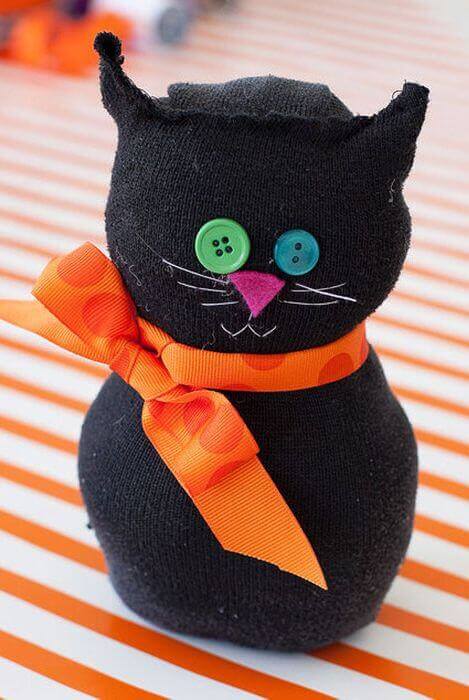 Bonding Over Creativity : Halloween Crafts To Do Together As A Family Recycle Socks To Cool Cat Craft