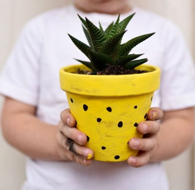 Easy &amp; Unique Kids Crafts Flower pot