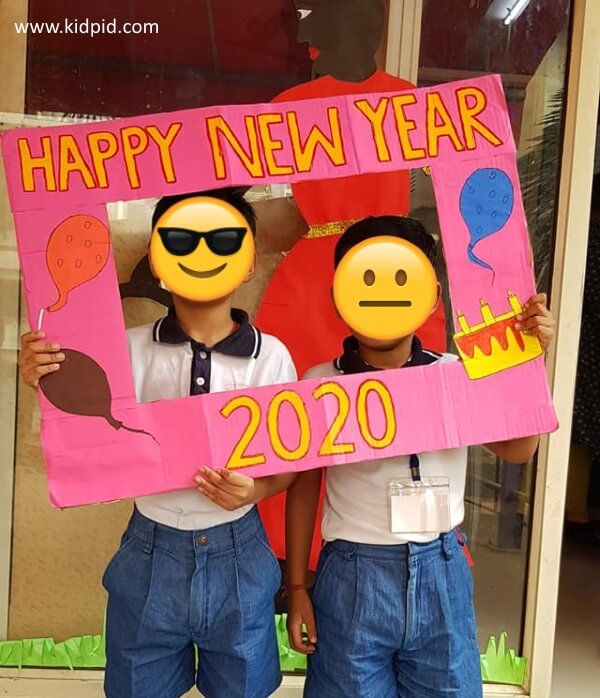 Stunning New Year’s Eve Crafts and Activities for Kids The Selfie Booth