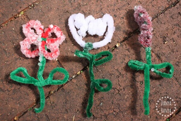 DIY Pipe Cleaner Crafts for Kids