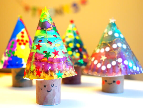 19 Activities To Perform With Your Child This Christmas 3D CHRISTMAS TREE
