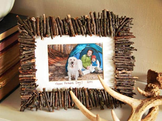 The Rustic Camp Frame DIY Wood Picture Frame Ideas