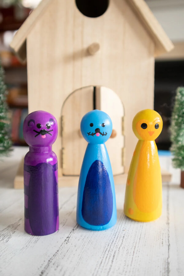 Colorful Wooden Peg Arctic Animals