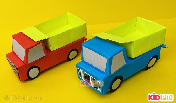 3d paper trucks craft in red and blue